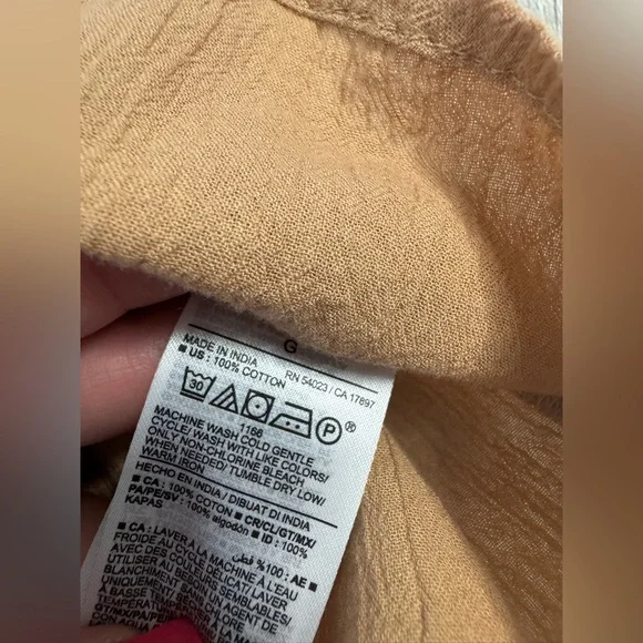 Old Navy size LARGE tan top, puffy sleeve-elastic cuff - Picture 7 of 13